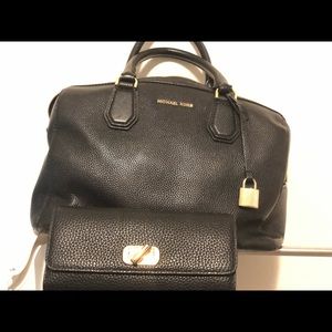 Michael Kors Handbag & Wallet